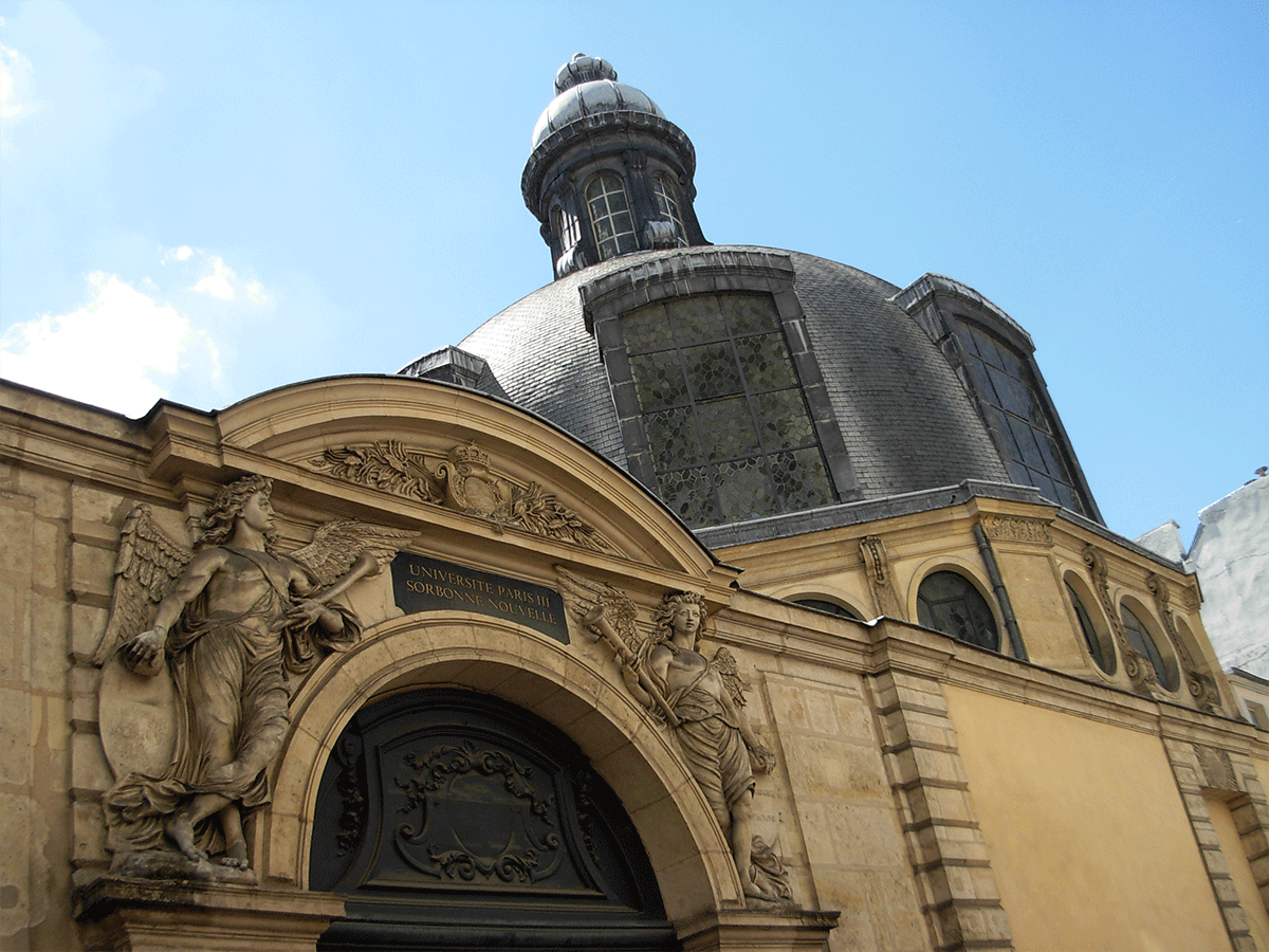 Dôme de l’ancienne Confrérie des chirurgiens, 5 rue de l'Ecole de Médecine.