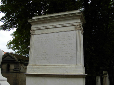 Cimetière du Père-Lachaise, Division 7, ligne 1 : famille Singer