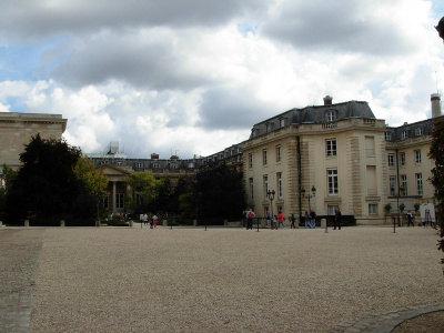 L'Assemblée Nationale ou Palais Bourbon et Hôtel de Lassay   