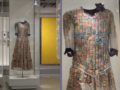 Musée de la Poste, 34 Boulevard Vaugirard. Robe.