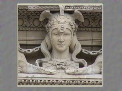  A côté du bâtiment des Arts décoratifs et bâtiment des Arts décoratifs, Louvre, côté rue de Rivoli.