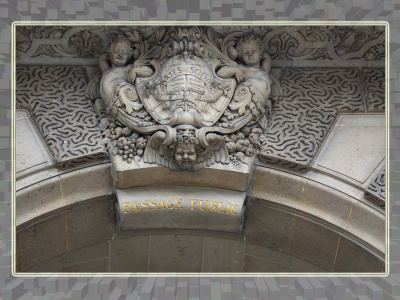 Rue de Rivoli, entrée du passage Richelieu