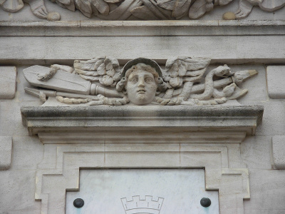 Viaduc d’Austerlitz, côté 12ème arrondissement. Quai de la Rapée.