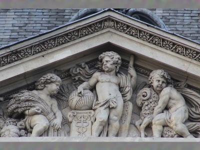 Entre le pavillon Jaujard et la porte des Lions, quai François Mitterrand, Louvre