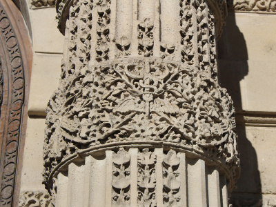 Porte Barbey de Jouy, quai François Mitterrand