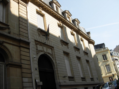 Angle rue Ménier et rue Charles Lamoureux