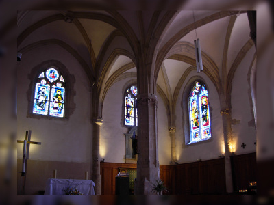 Eglise Saint-Germain de Charonne, 4 place Saint-Blaise.