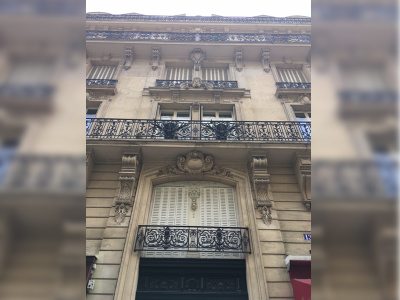 13 rue Clément Marot.