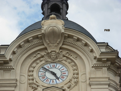 Angle de la rue Réaumur au 134 et de la rue Notre-Dame des Victoires.