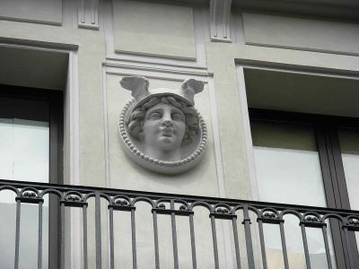 A côté du Musée Grévin, 4 Boulevard Montmartre