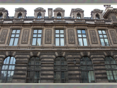 Rue de Rivoli. Entre le passage Richelieu et le musée des Arts Décoratifs