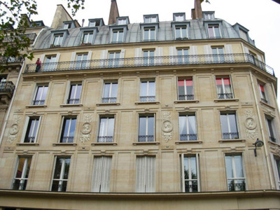 Angle rue Coquillière et rue du Louvre