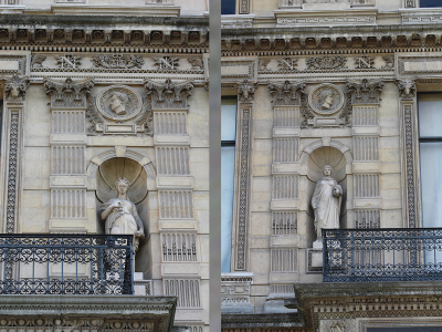 Porte des Lions, Louvre, côté jardin du Carrousel