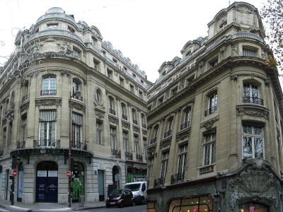 Angle rue de Sèze et angle rue Vignon.