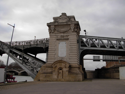 Viaduc d’Austerlitz, côté 12ème arrondissement. Quai de la Rapée.