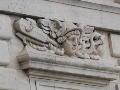 Viaduc d’Austerlitz, côté 12ème arrondissement. Quai de la Rapée.