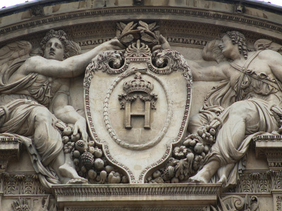 Louvre,  Cour Carrée, côté tour de l’Horloge